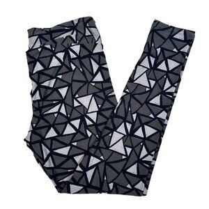 LuLaRoe Black Charcoal Gray Stained Glass Triangles Geo Leggings Tall & Curvy TC